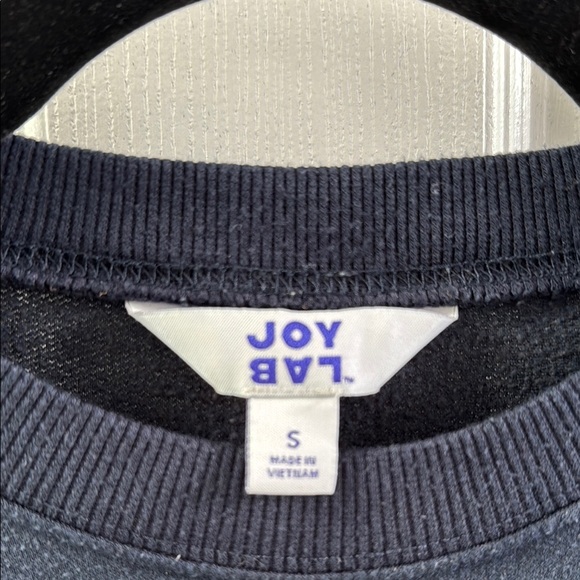 ❤️JoyLab Blue Crew Neck Sweatshirt Relaxed Fit - Picture 2 of 4